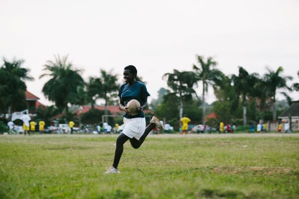 Rugby für Empowerment ugandischer Mädchen & Frauen